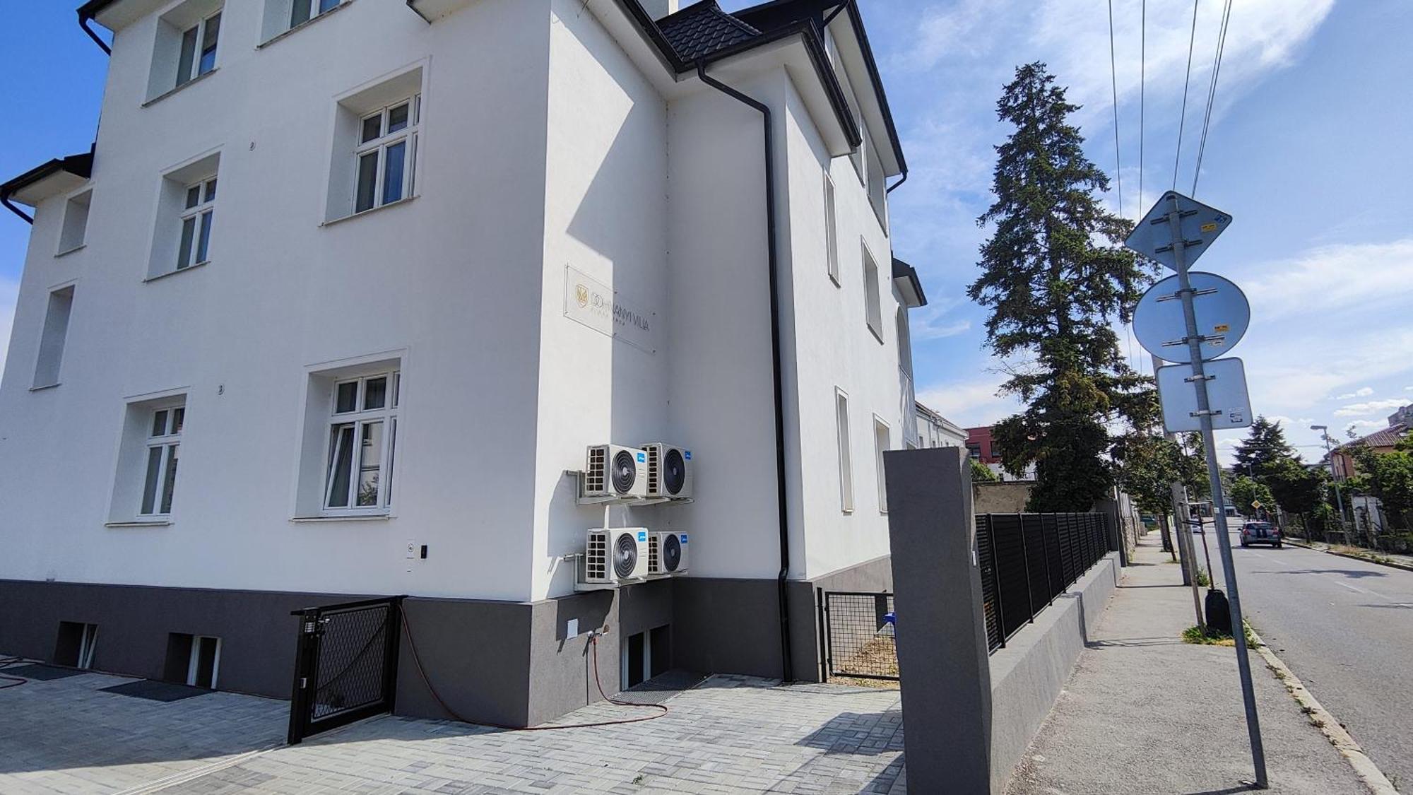 Dohnanyi Villa By Chors Trencin Luaran gambar